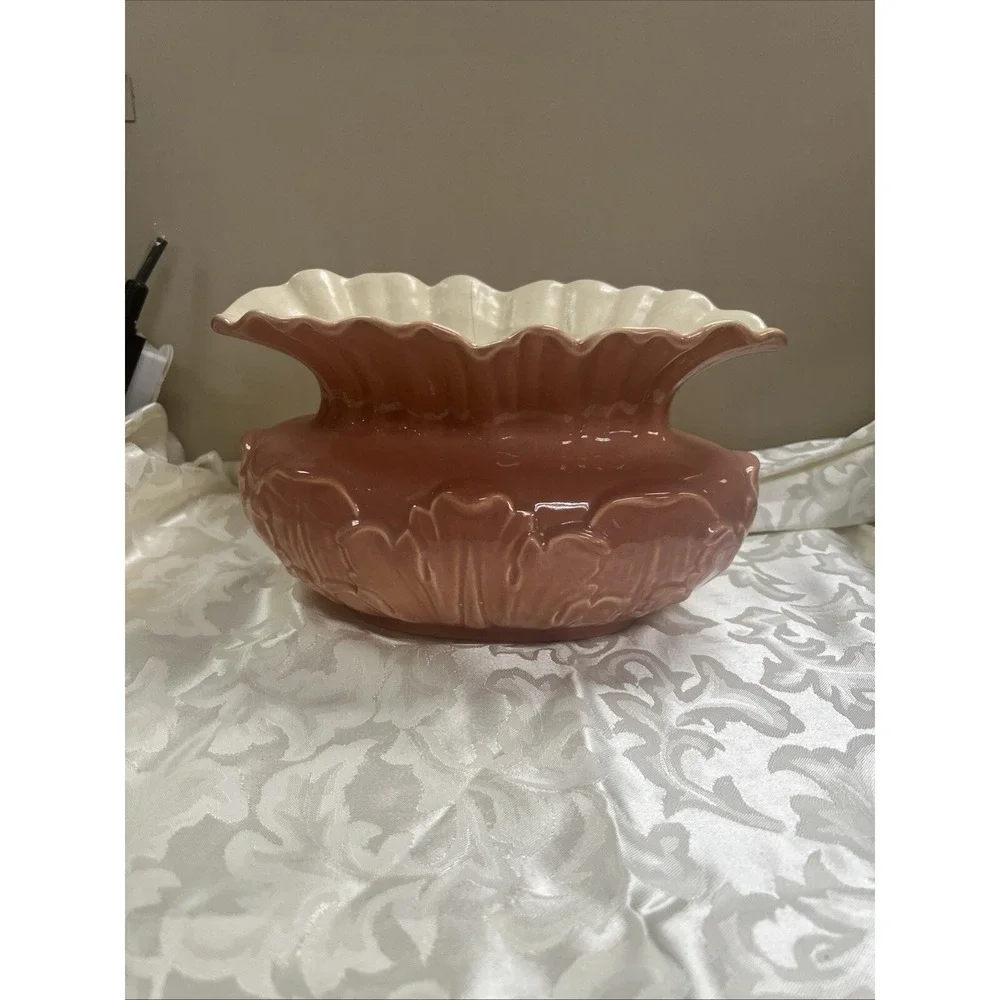 RUM RILL POTTERY PINK ROCHELLE LUSTER VASE‎ # 436 (1587)